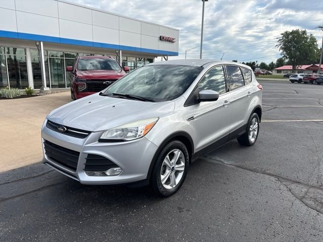 Used 2014 Silver Ford SE image 2