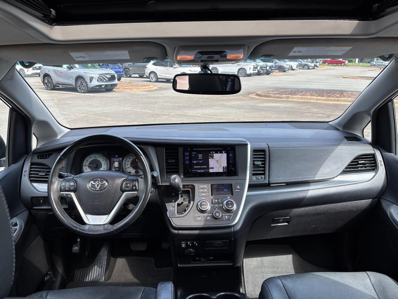 Used 2016 Midnight Black Metallic Toyota SE image 33