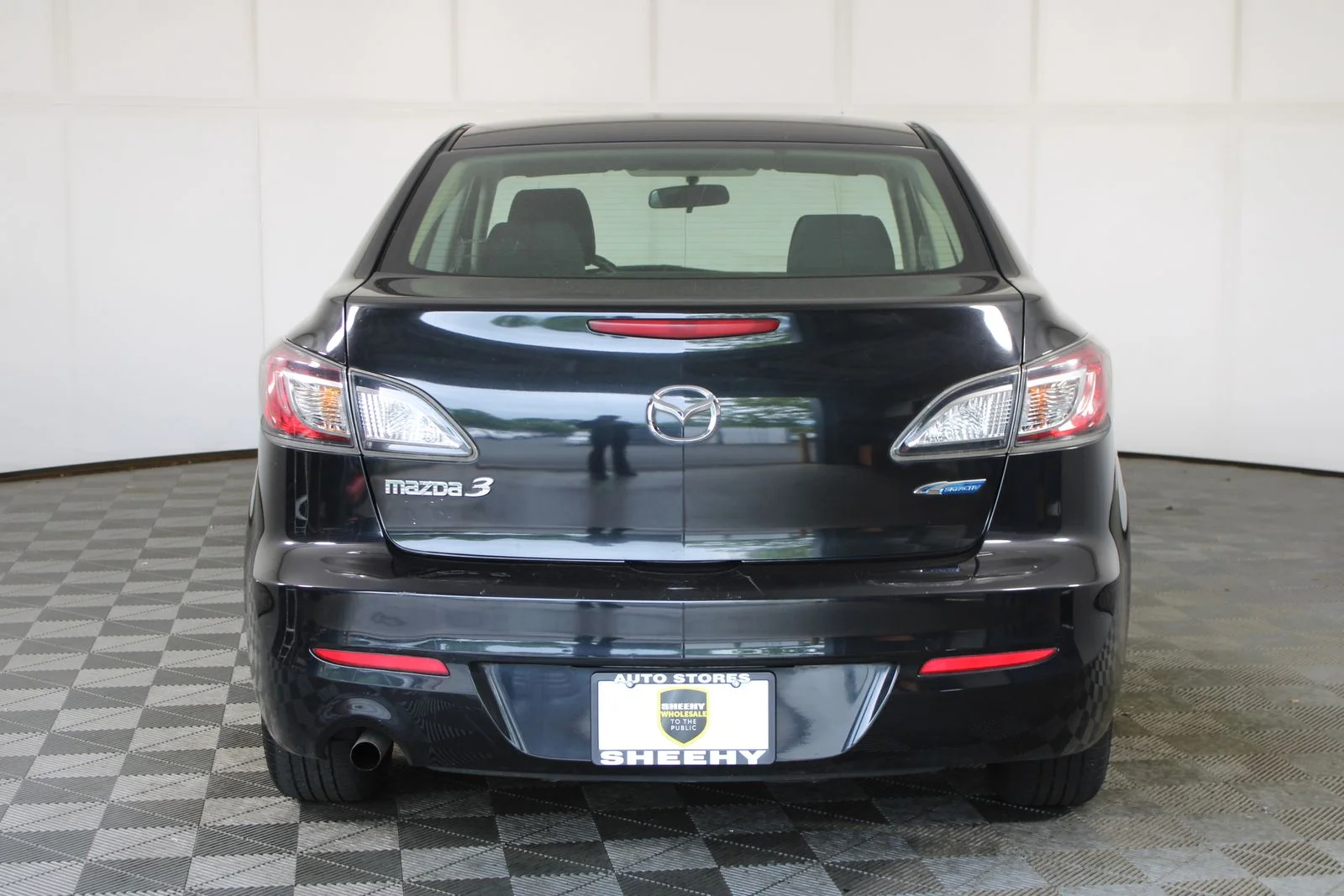 Used 2013 Black Mazda i Sport image 5