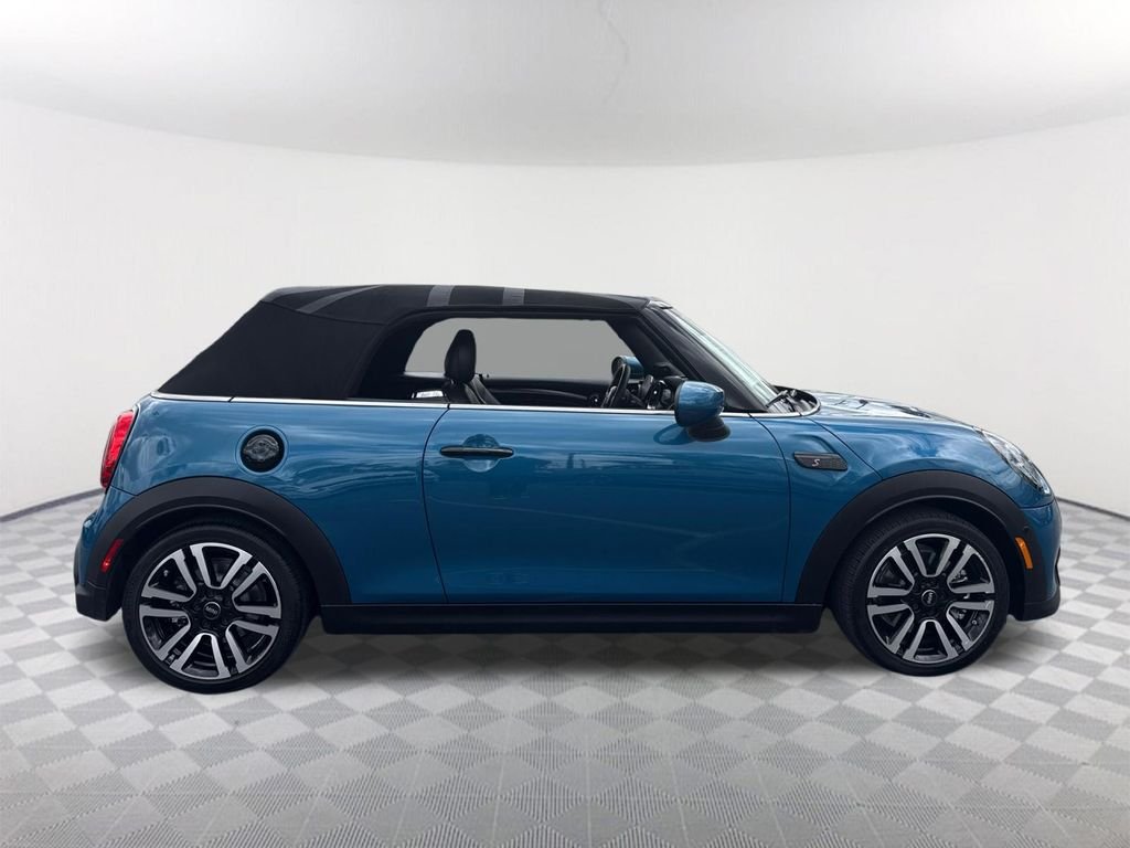 Used 2022 Blue MINI  image 3
