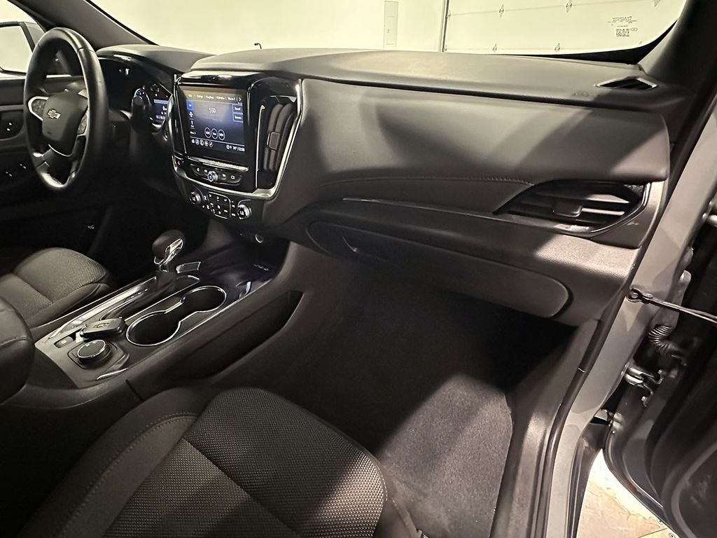 Used 2023 Gray Chevrolet LT image 29