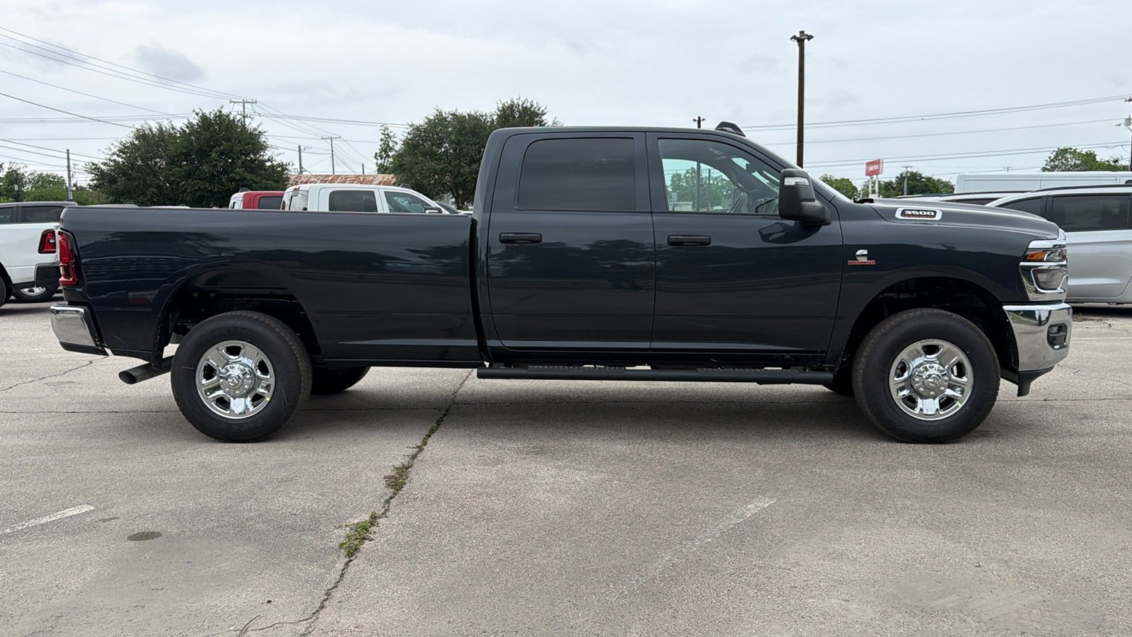 New 2026 Forged Blue Metallic Exterior Paint RAM Tradesman image 4