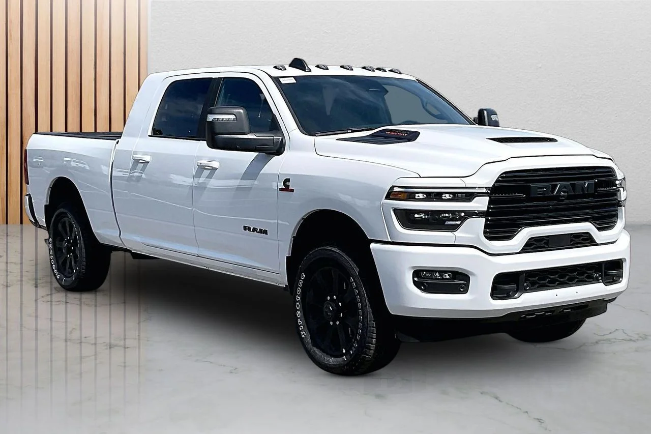 New 2026 Bright White Clear-Coat Exterior Paint RAM Laramie image 2