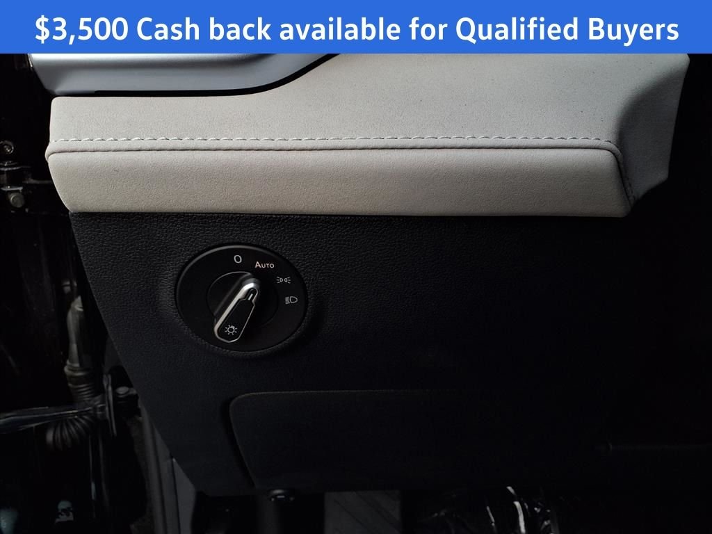 2025 Volkswagen Taos SE - Photo 14