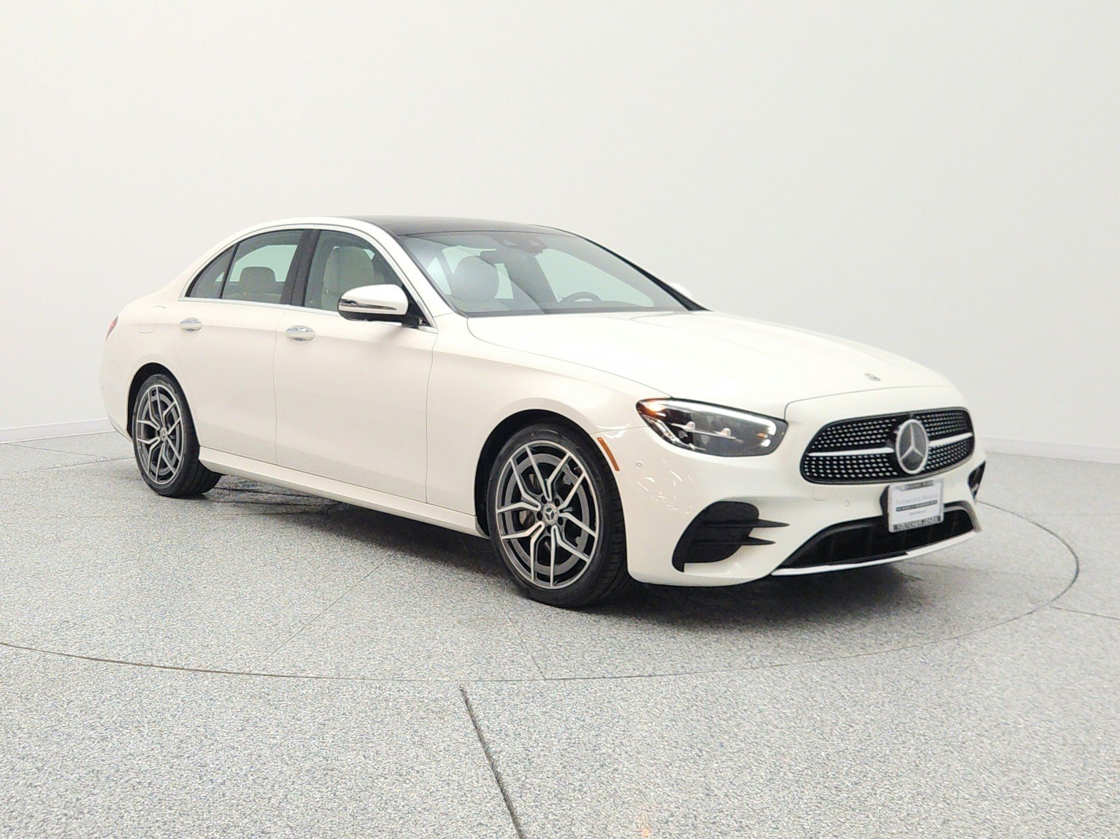 Used 2022 MANUFAKTUR Diamond White Mercedes-Benz E 350 RWD Sedan image 3