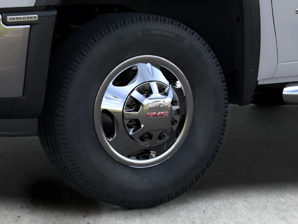 Used 2026 Summit White GMC SLE DRW image 19