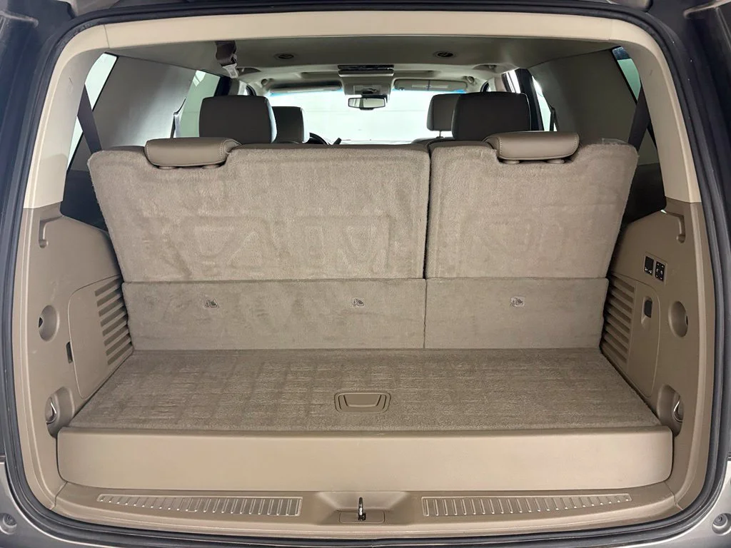 Used 2018 PEPPERDUST METALLIC Chevrolet Premier image 24