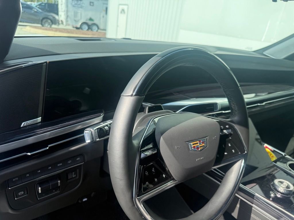 Used 2025 White Cadillac Sport image 6