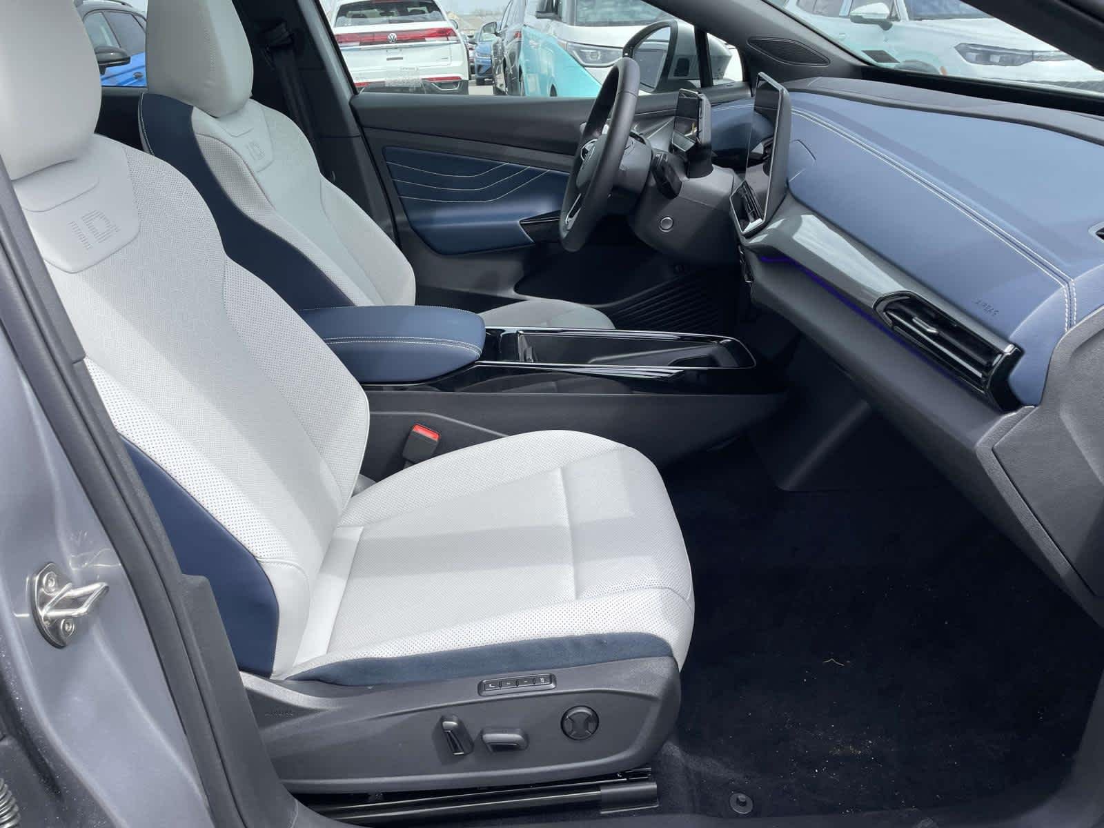 New 2025 Silver Mist Metallic Volkswagen Pro S image 20