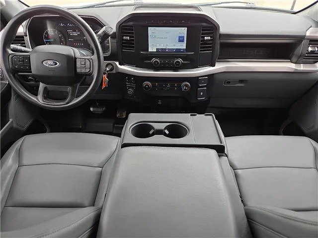 Used 2023 Oxford White Ford XL 4x4 SuperCrew Cab 5.5 ft. box 145 in. WB image 12