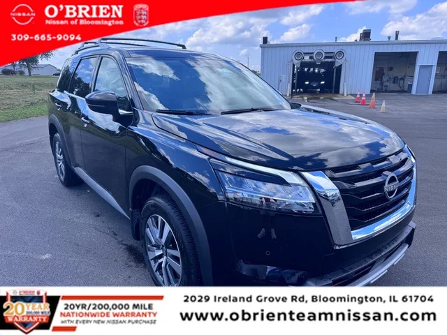2024 Nissan Pathfinder SL