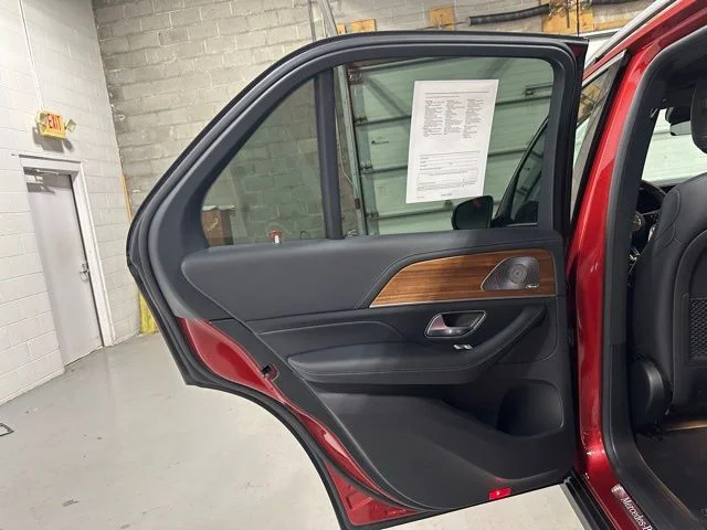 Certified Used 2024 Red Mercedes-Benz GLE 450 image 12