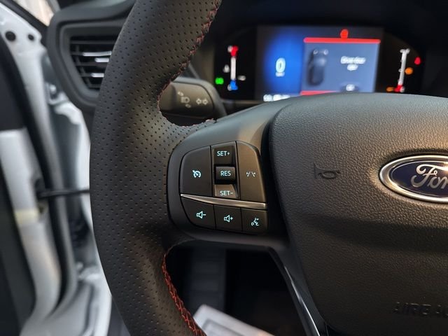 2025 Ford Escape ST-Line - Photo 16