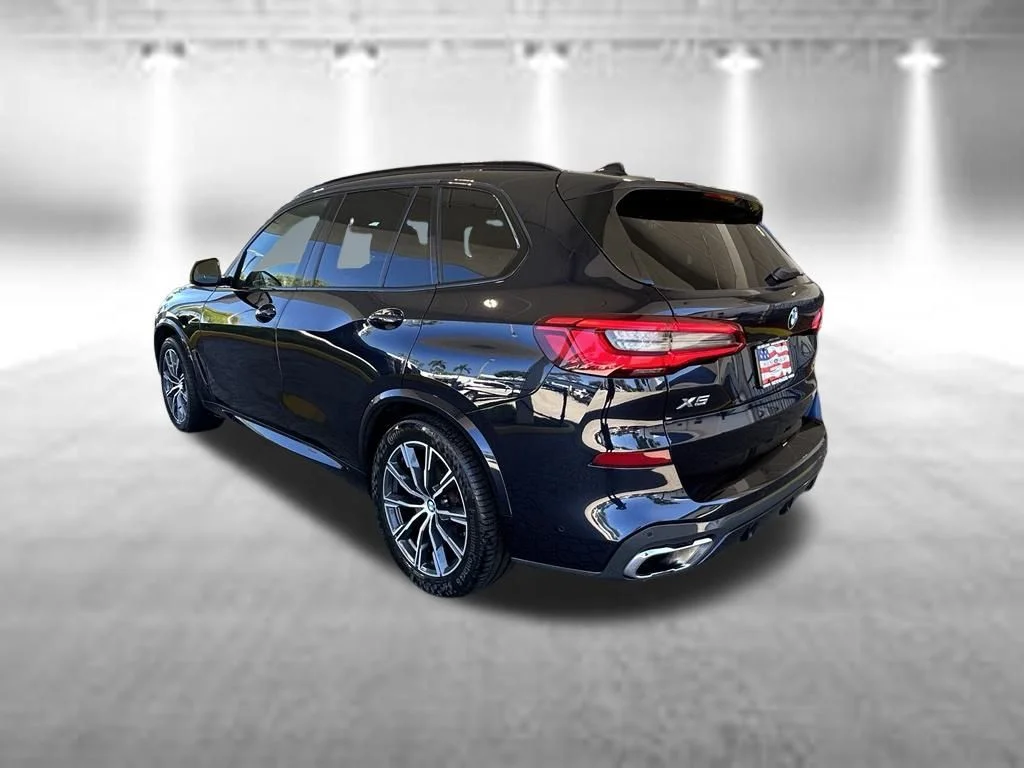 Certified Used 2019 Carbon Black Metallic BMW xDrive40i image 7