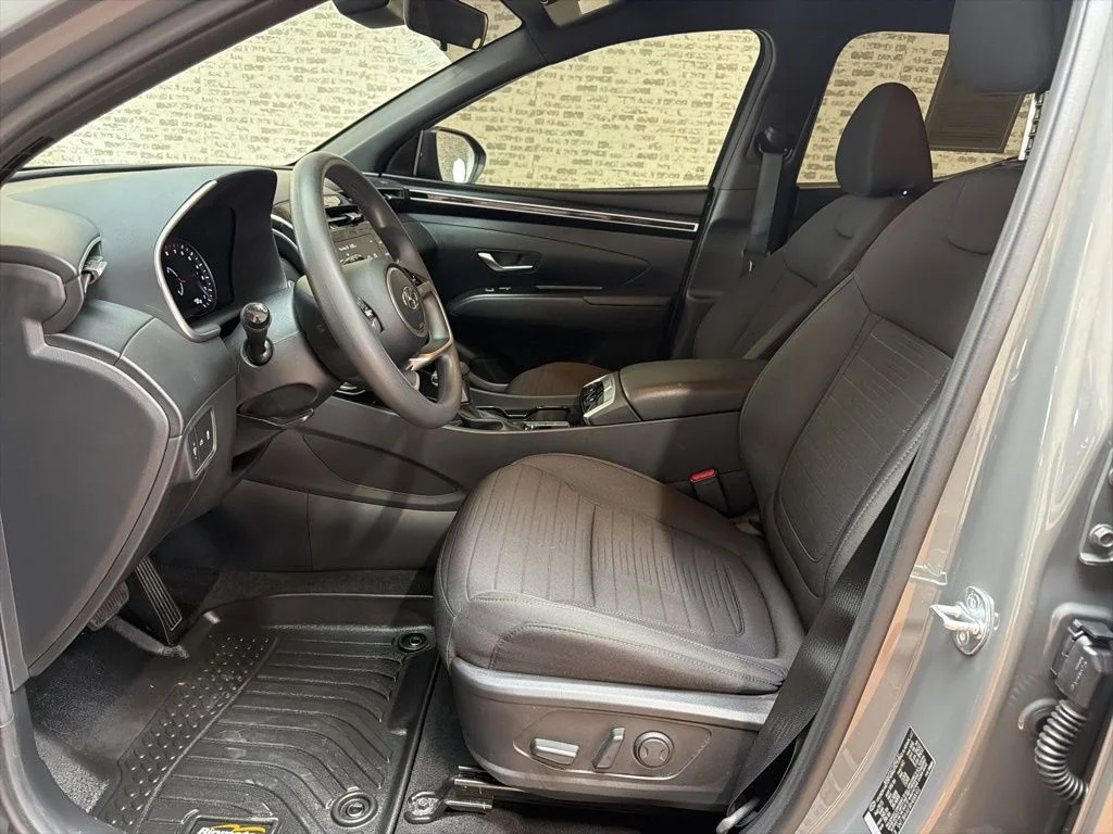 Used 2024 Hampton Gray Hyundai SEL image 23