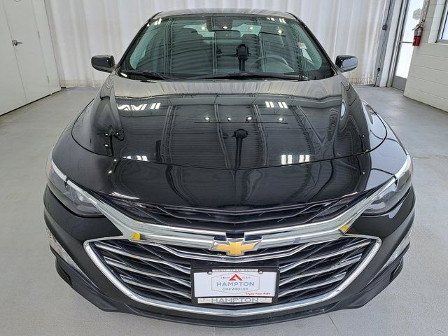Used 2023 Black Chevrolet LT image 2
