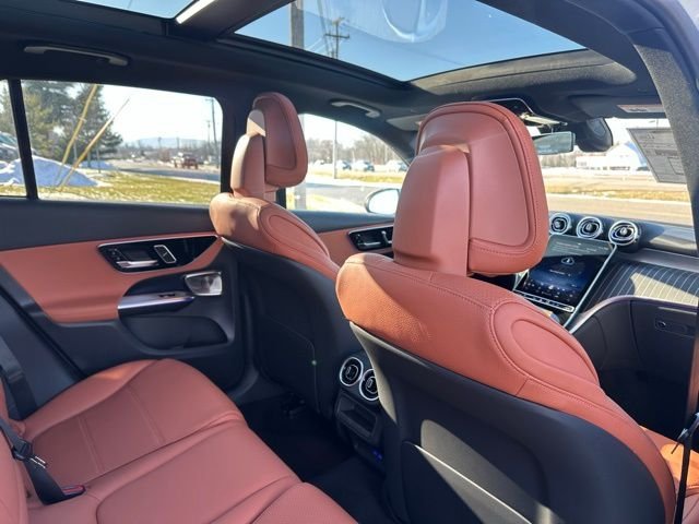 Used 2026 Silver Mercedes-Benz GLC 300 image 20