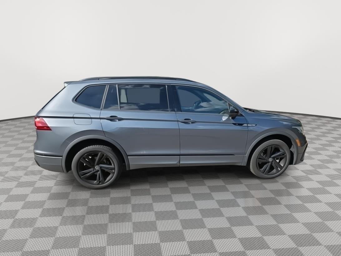 Used 2024 Platinum Gray Metallic Volkswagen SE R-Line Black image 2