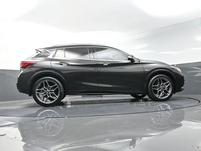 Used 2018 Black INFINITI ESSENTIAL image 45