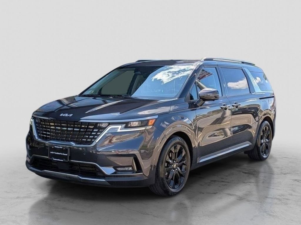 2023 Kia Sedona SX's photo
