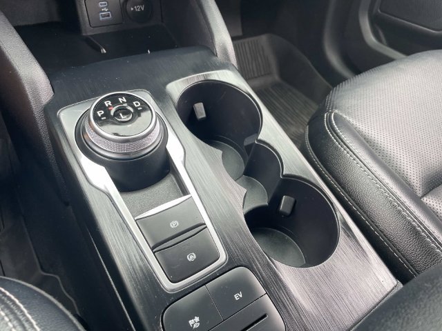 Used 2022 Blue Ford SEL image 33