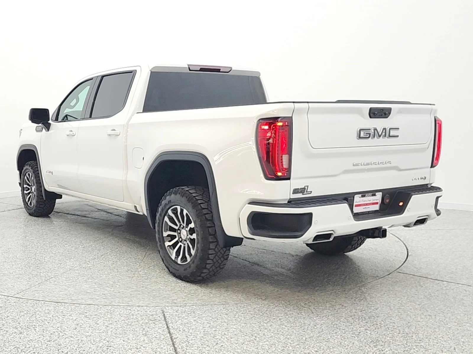 Used 2023 Summit White GMC 4WD Crew Cab 147 AT4 image 7