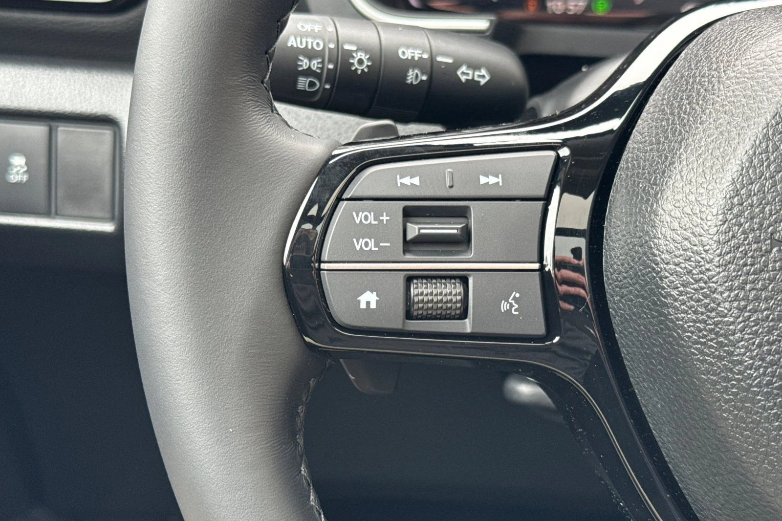 2025 Honda Pilot Touring - Photo 29
