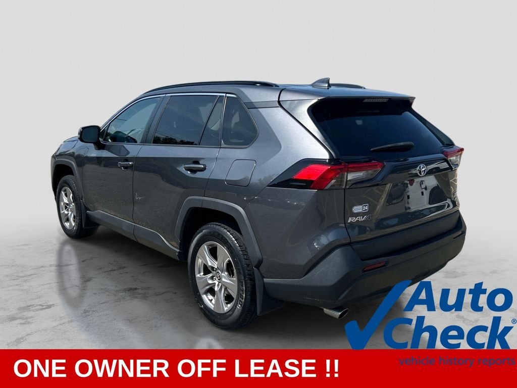 Used 2022 Gray Toyota XLE image 5