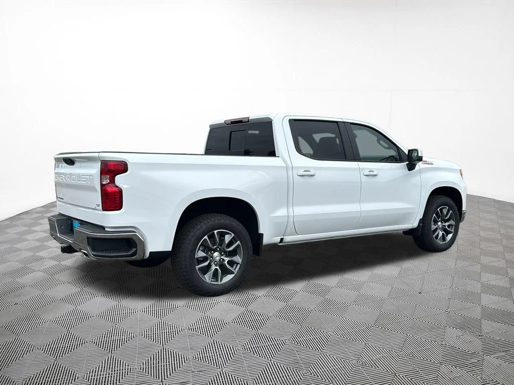 New 2026 Summit White Chevrolet LT image 9