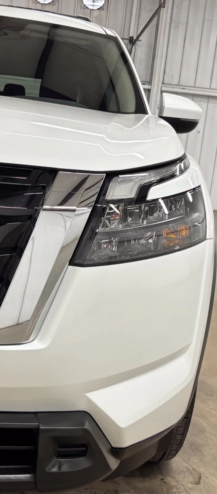 Used 2025 White Nissan SV image 9