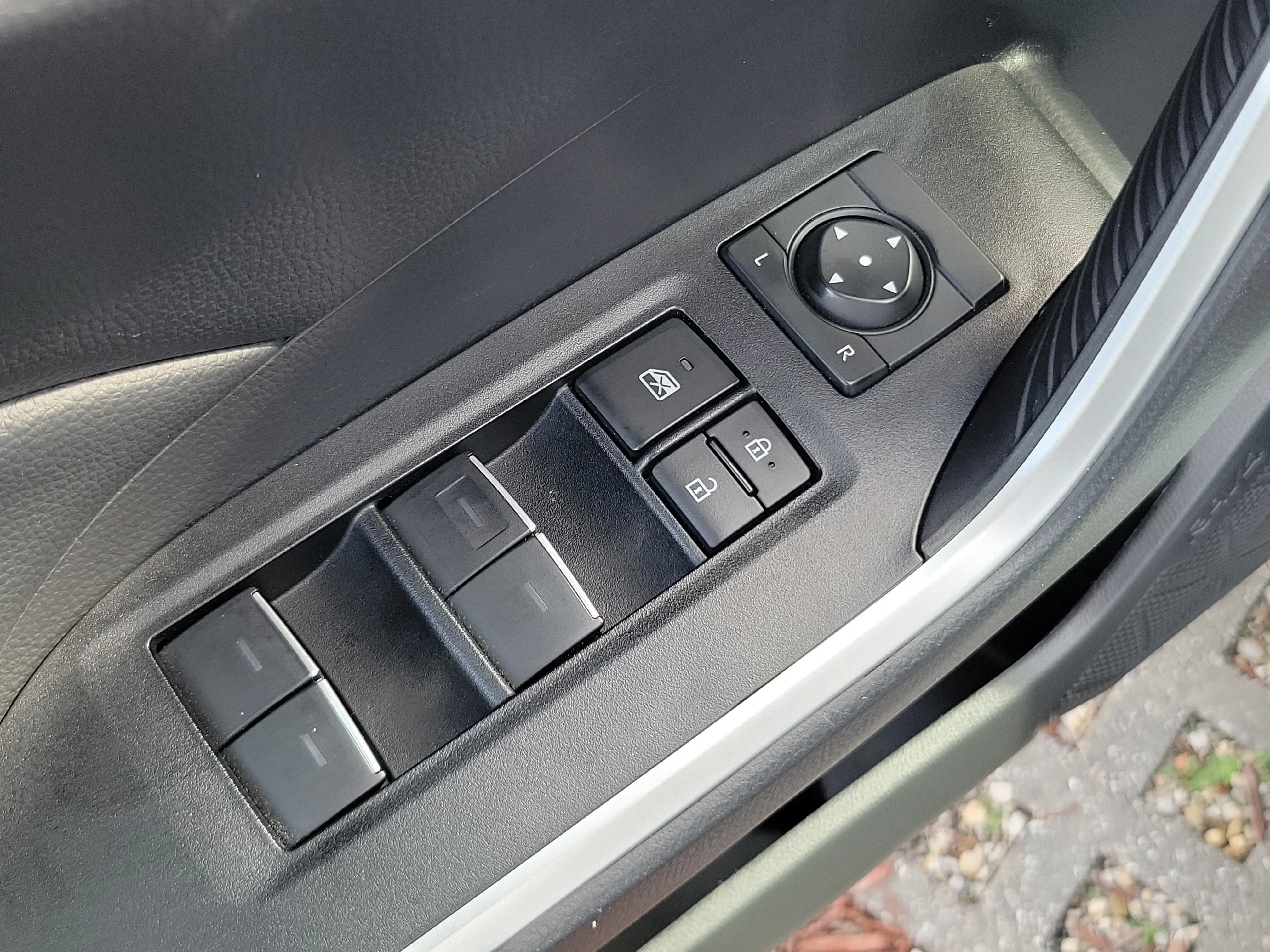 Used 2024 Ice Cap Toyota XLE image 18