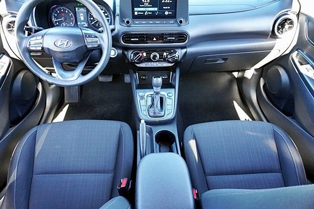 Used 2023 Silver Hyundai SEL image 19