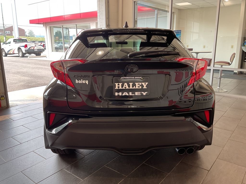 Used 2021 Black Toyota XLE image 7