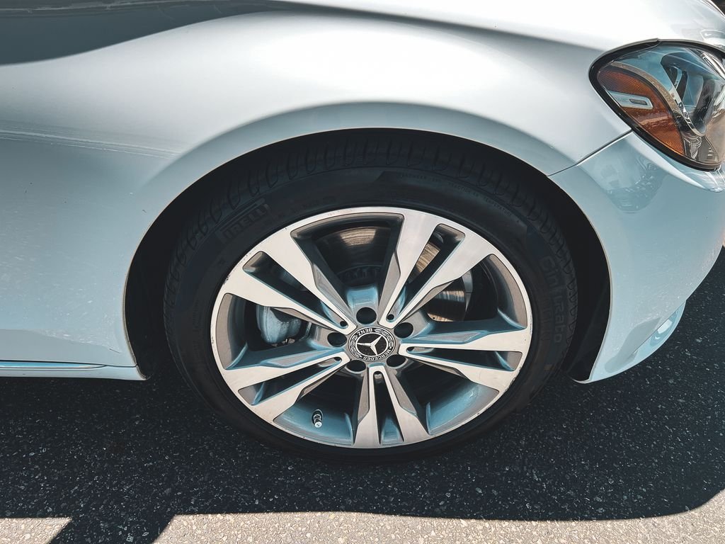 Used 2018 White Mercedes-Benz C 300 image 7