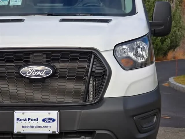 New 2026 Oxford White Ford  image 40