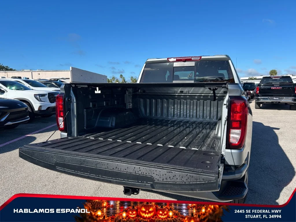 New 2026 Sterling Metallic GMC Elevation image 16