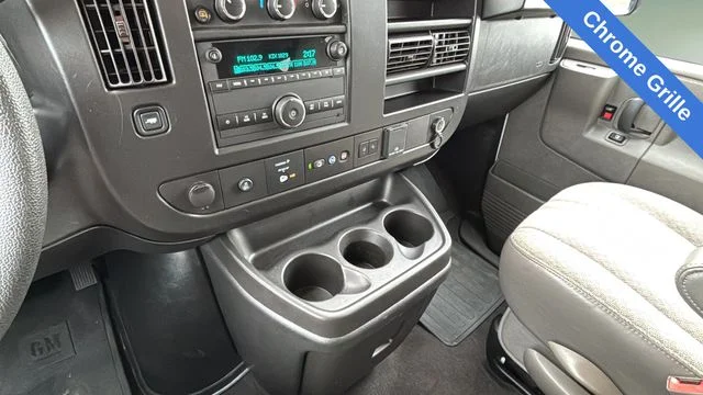 Used 2024 White Chevrolet LT image 13