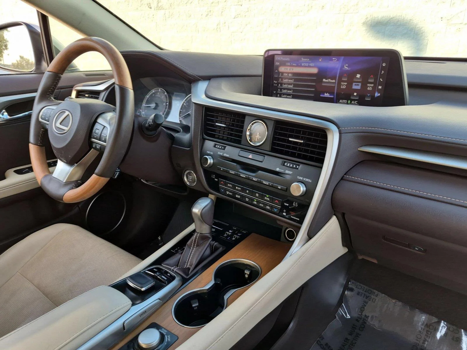 Used 2018 Silver Lining Metallic Lexus RX 350 F Sport image 38