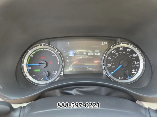 Used 2025 Cypress TOYOTA XLE image 30