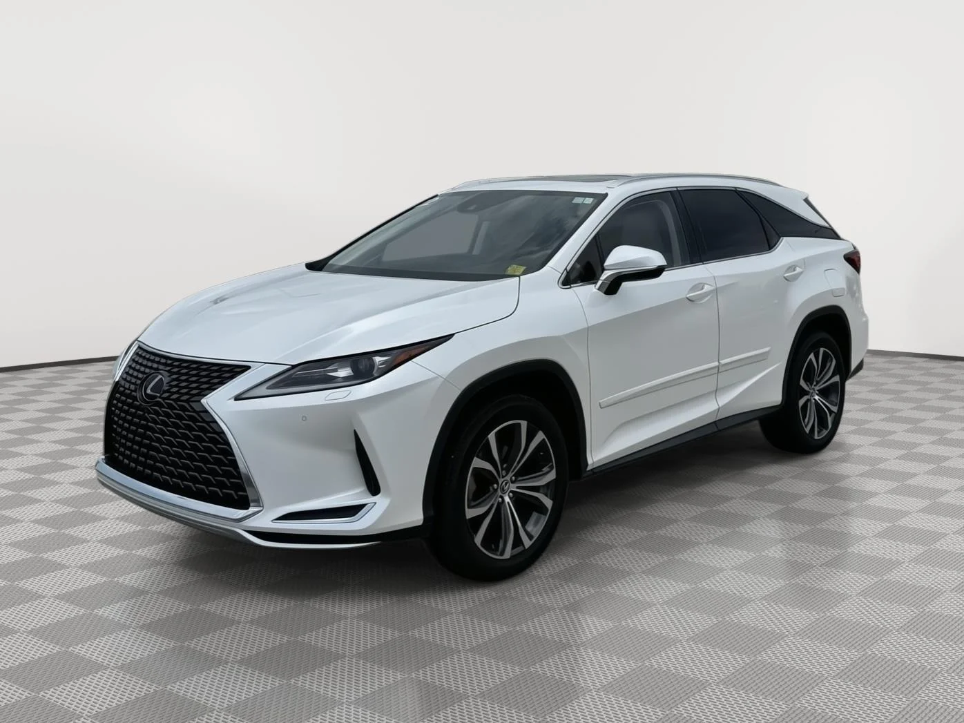 Certified Used 2022 Eminent White Pearl Lexus RX 350L image 5