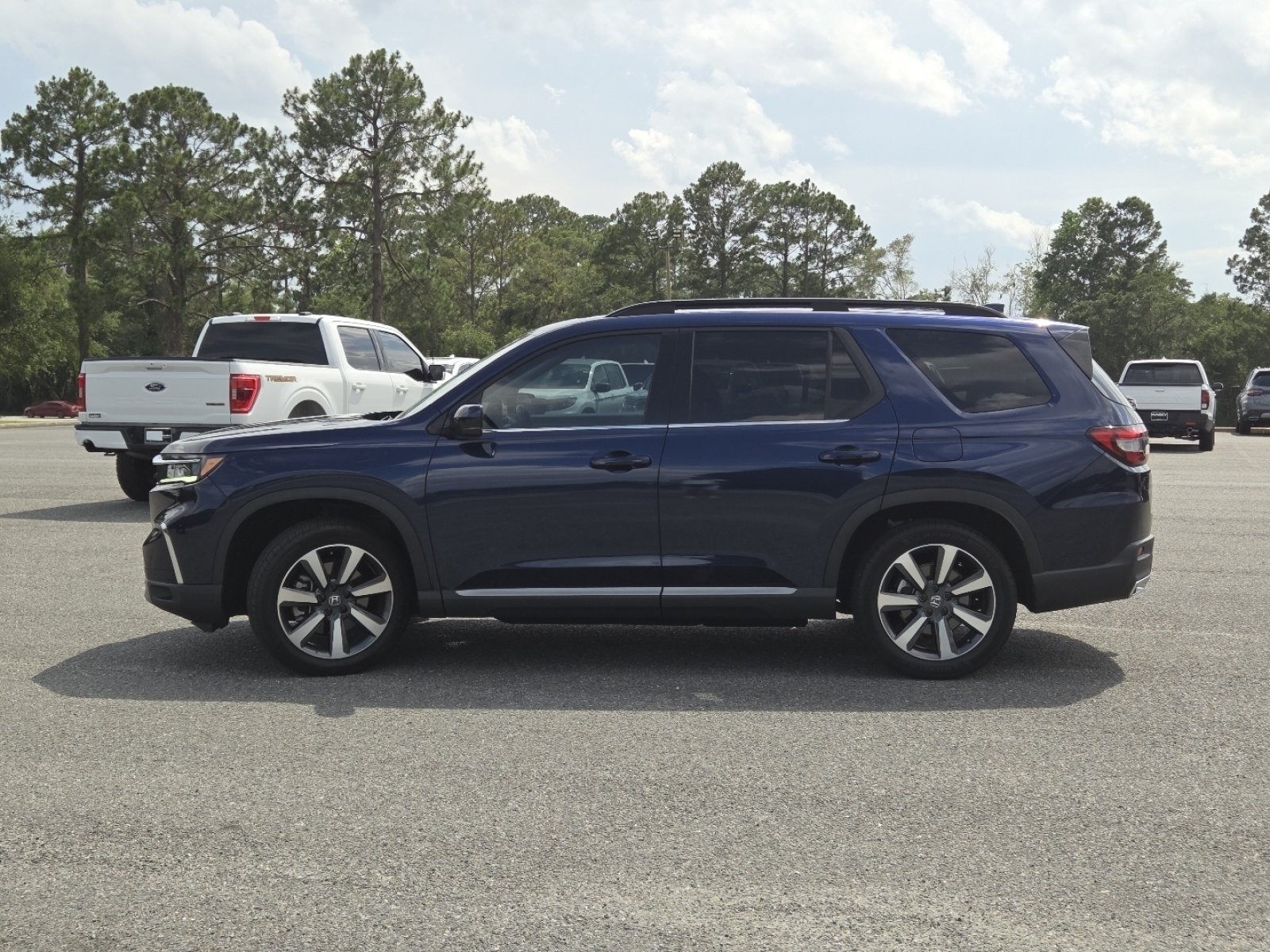 2025 Honda Pilot Touring - Photo 51