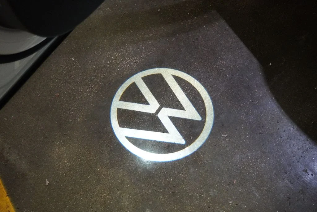 New 2026  Volkswagen 2.0T SE R-Line Black image 33