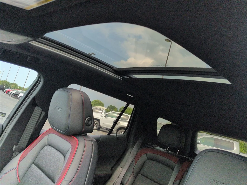 New 2026 Mosaic Black Metallic Chevrolet RS image 43