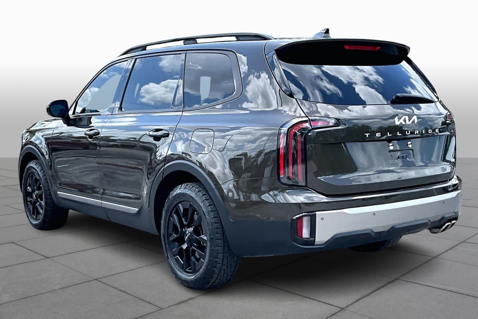 Used 2023 Dark Moss Kia SX X-Pro image 20