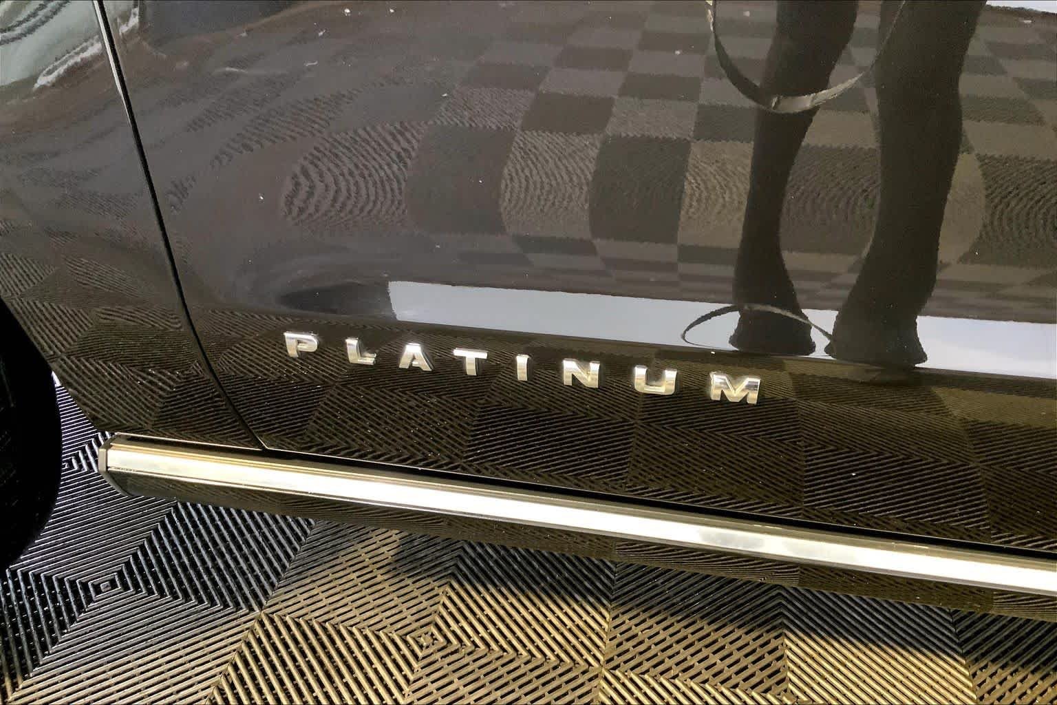 Used 2019 Agate Black Metallic Ford Platinum image 36