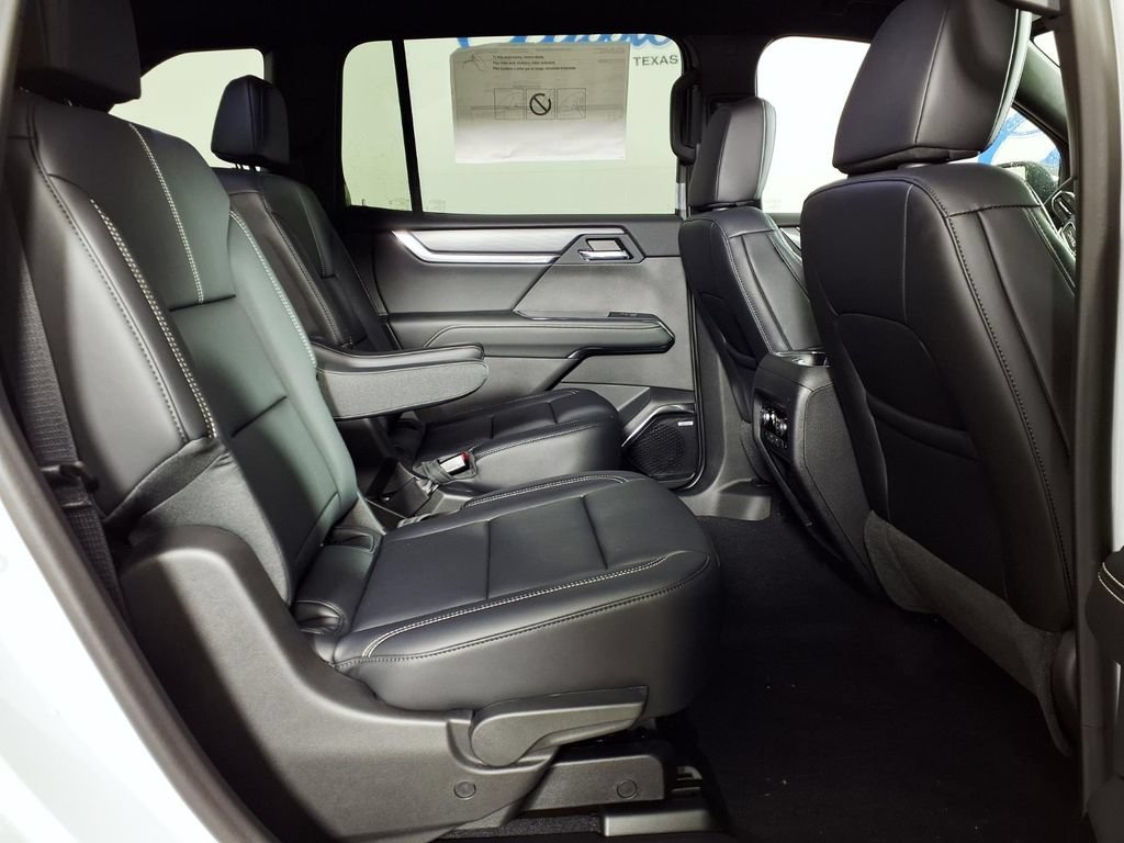 2026 GMC Acadia Elevation - Photo 11