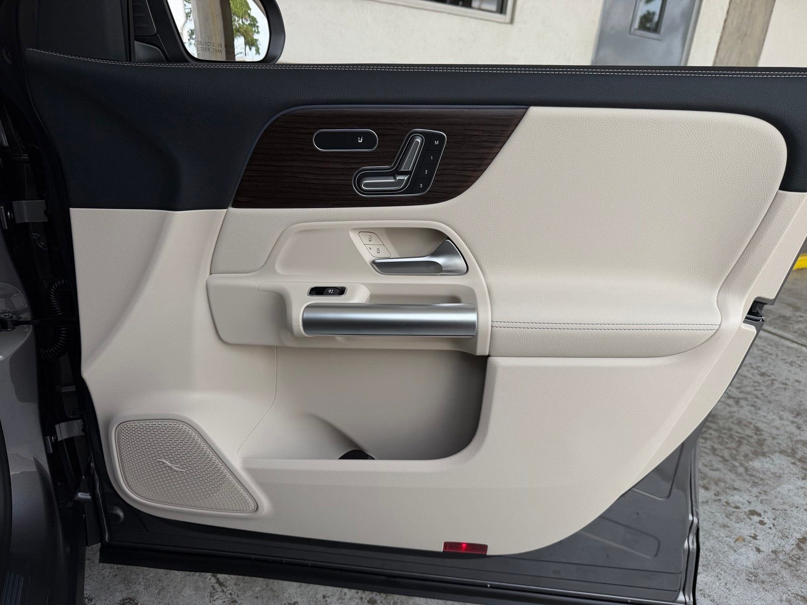 New 2026 Mountain Grey Metallic Mercedes-Benz GLA 250 image 18
