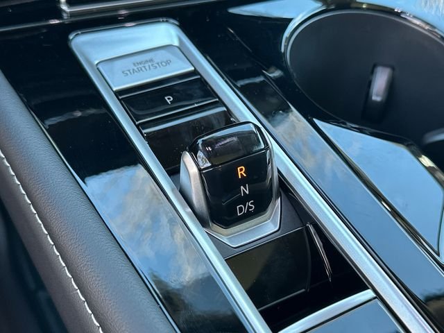 New 2026 Black Volkswagen 2.0T SE w/Technology image 26