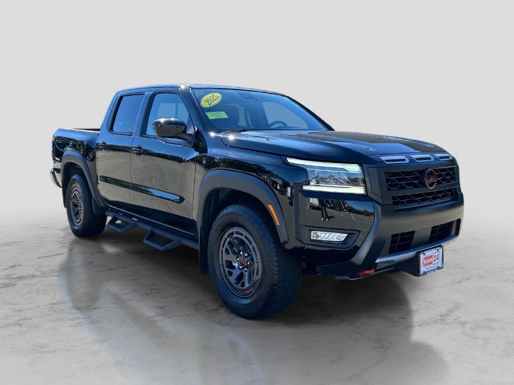 Used 2025 Black Nissan PRO-4X image 7