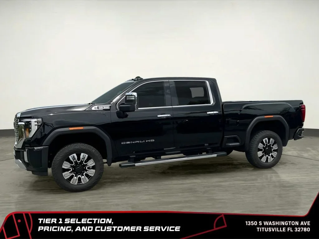 Used 2024 Onyx Black GMC Denali image 5